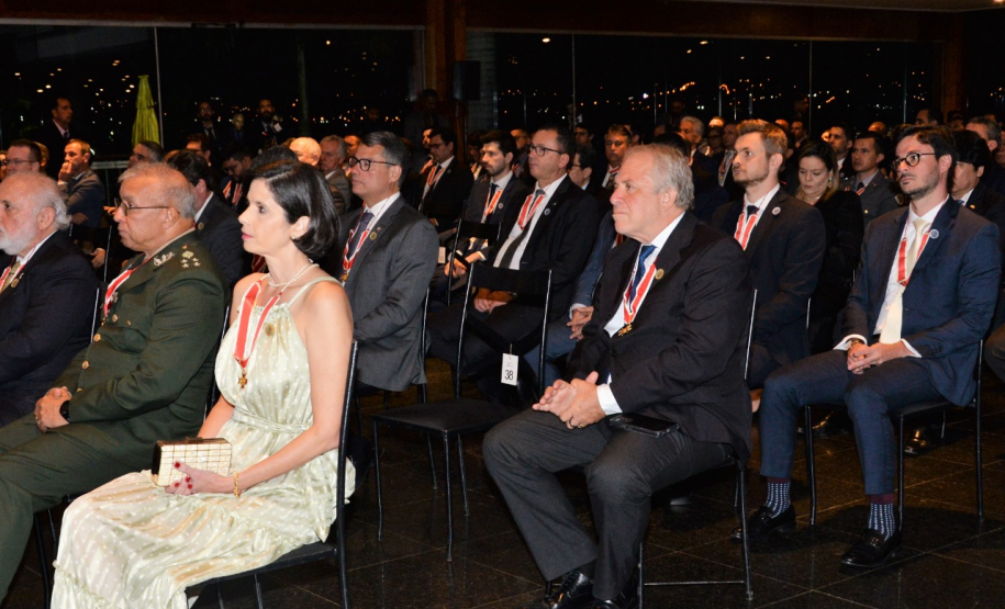 Diretor-geral do Detran recebe medalha do Mérito Mauá