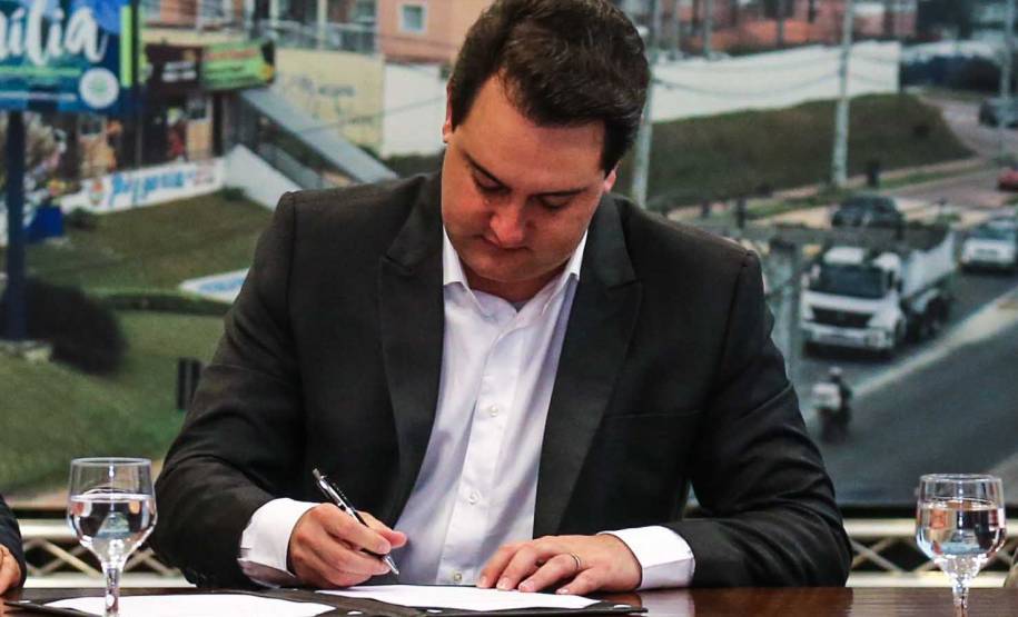 Governador anuncia secretário do Trabalho e diretores do Detran, Celepar, Amep e Portos