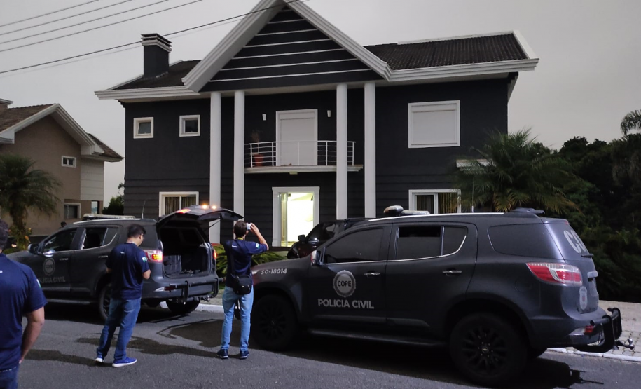 PCPR e Detran-PR miram esquema que burlava sistema de transferências de veículos