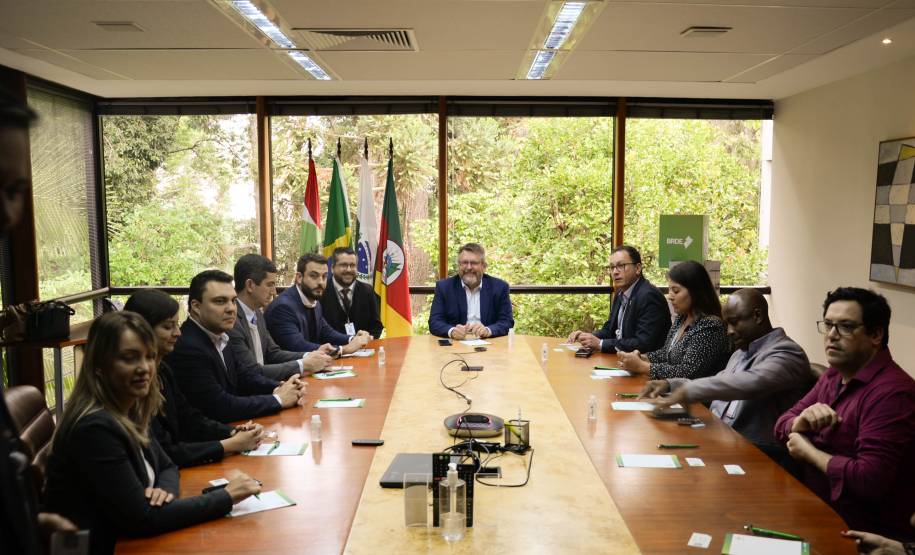 Paraná e São Paulo fortalecem diálogo sobre boas práticas na gestão do trânsito