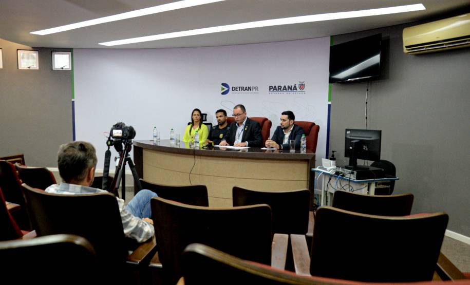 Estado alerta para golpes com sites que cobram agendamentos e fraudam IPVA e leilões