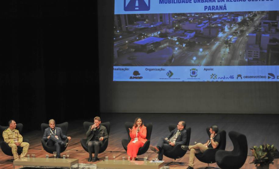 Detran marca presença no 1° Fórum de Segurança Viária e Mobilidade Urbana da Região Oeste do Paraná