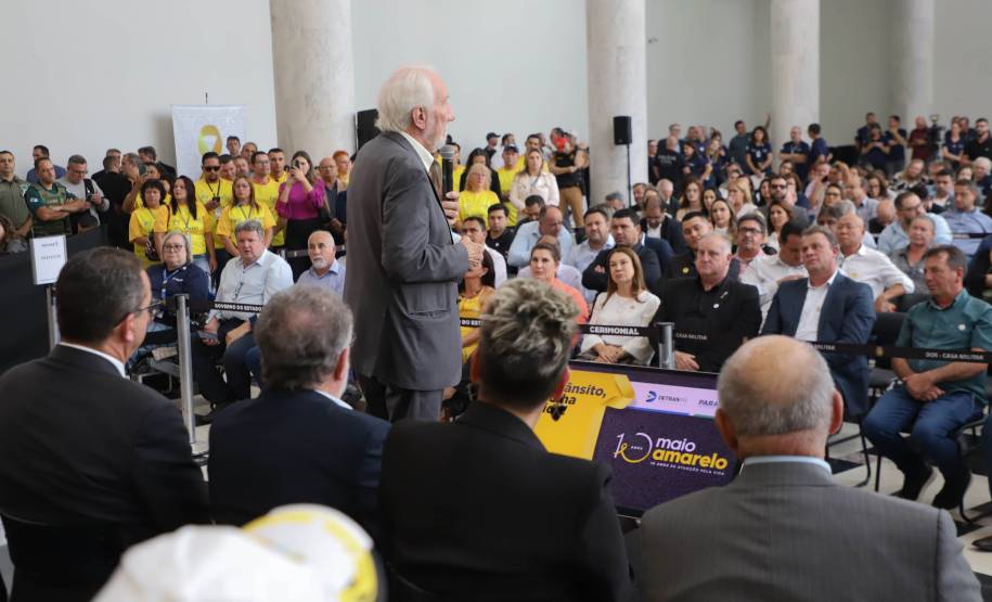 Paraná lança campanha Maio Amarelo com ações educativas e entrega de veículos ao Detran