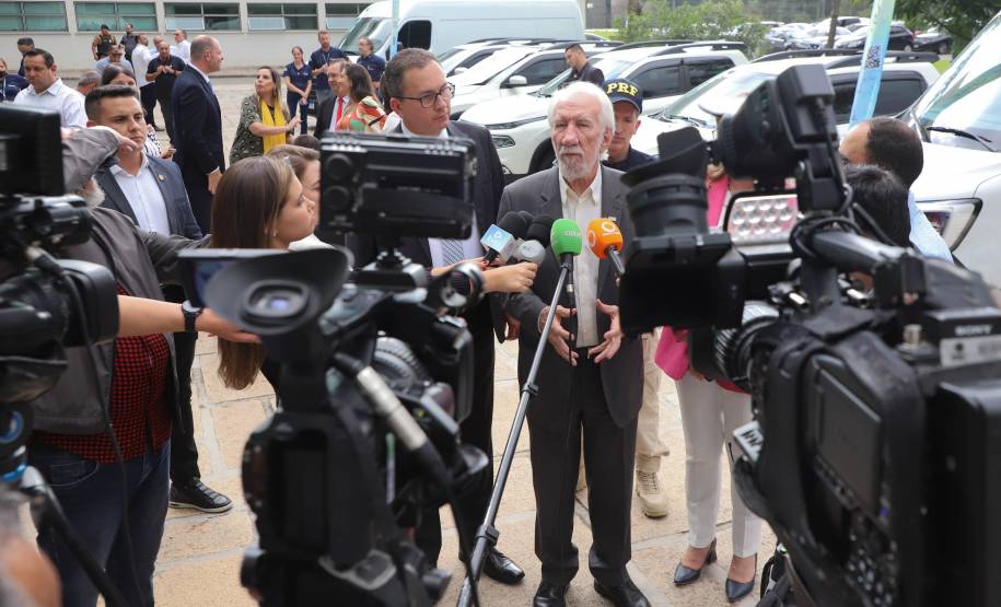Paraná lança campanha Maio Amarelo com ações educativas e entrega de veículos ao Detran