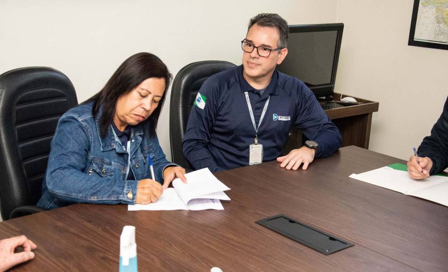 Parceria entre Detran-PR e Jucepar agiliza transferência de veículos de pessoas jurídicas