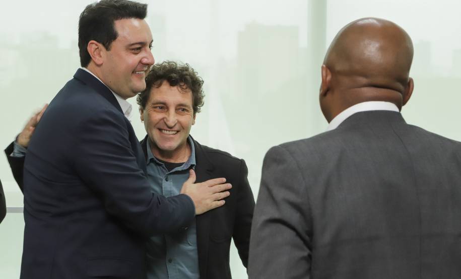 No Paraná, proprietários podem fazer primeiro emplacamento de veículos de forma 100% digital