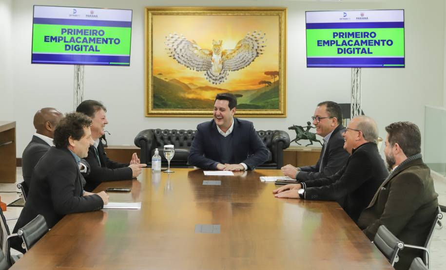 No Paraná, proprietários podem fazer primeiro emplacamento de veículos de forma 100% digital