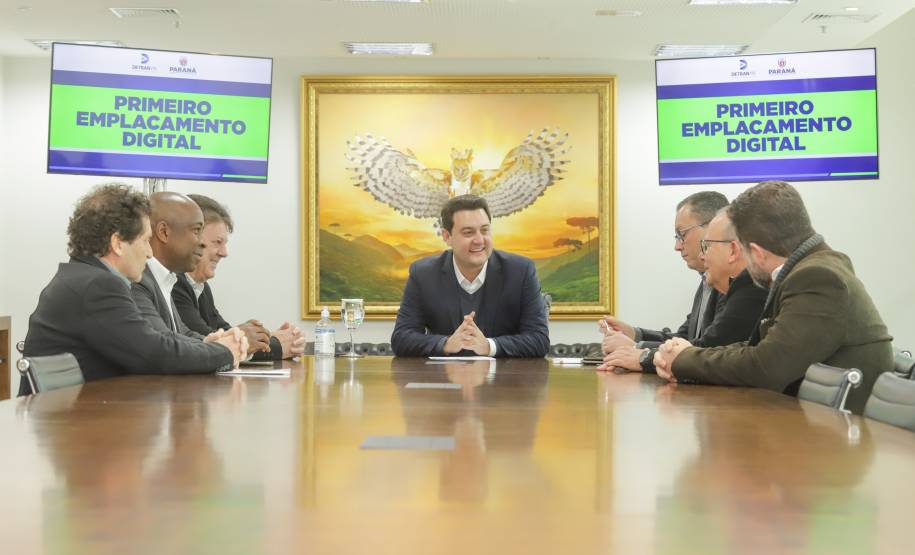 No Paraná, proprietários podem fazer primeiro emplacamento de veículos de forma 100% digital