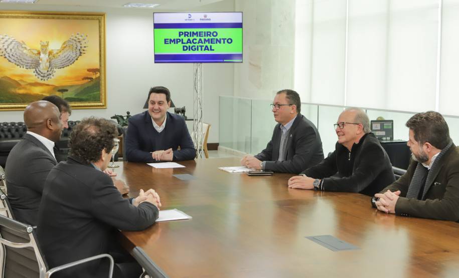 No Paraná, proprietários podem fazer primeiro emplacamento de veículos de forma 100% digital