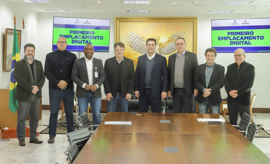 No Paraná, proprietários podem fazer primeiro emplacamento de veículos de forma 100% digital