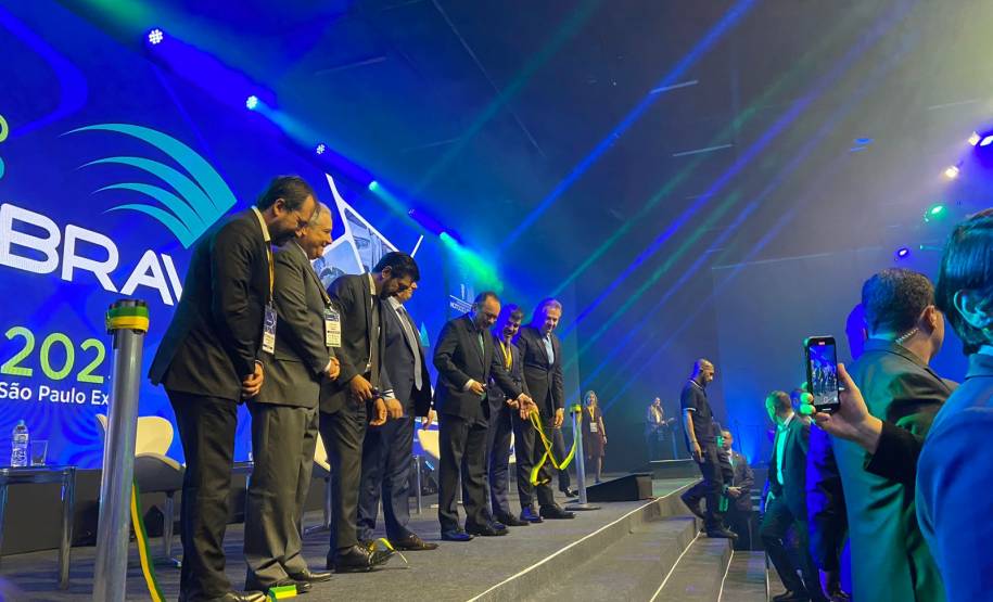 Detran-PR marca presença na maior feira de negócios do setor da distribuição automotiva da América Latina