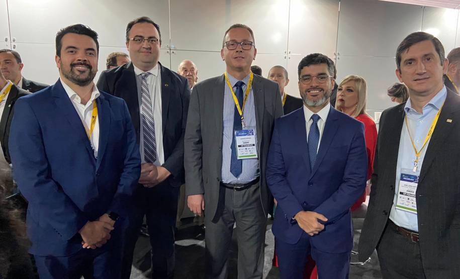 Detran-PR marca presença na maior feira de negócios do setor da distribuição automotiva da América Latina