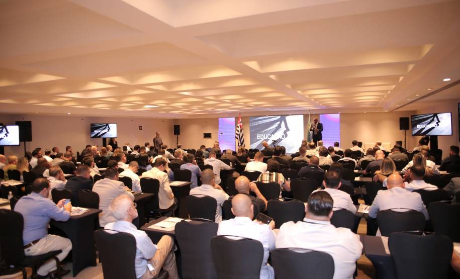 Detran-PR aborda o tema Prevenção de Sinistros Rodoviários em importante Fórum do país