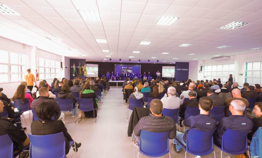 Detran-PR reúne autoridades de trânsito, entidades parceiras e servidores da região de Francisco Beltrão para alinhamento