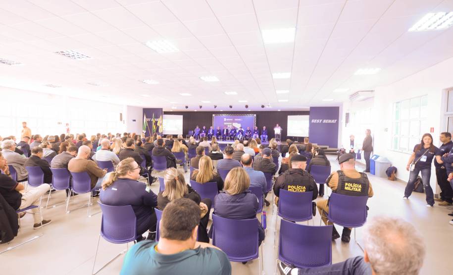 Detran-PR reúne autoridades de trânsito, entidades parceiras e servidores da região de Francisco Beltrão para alinhamento