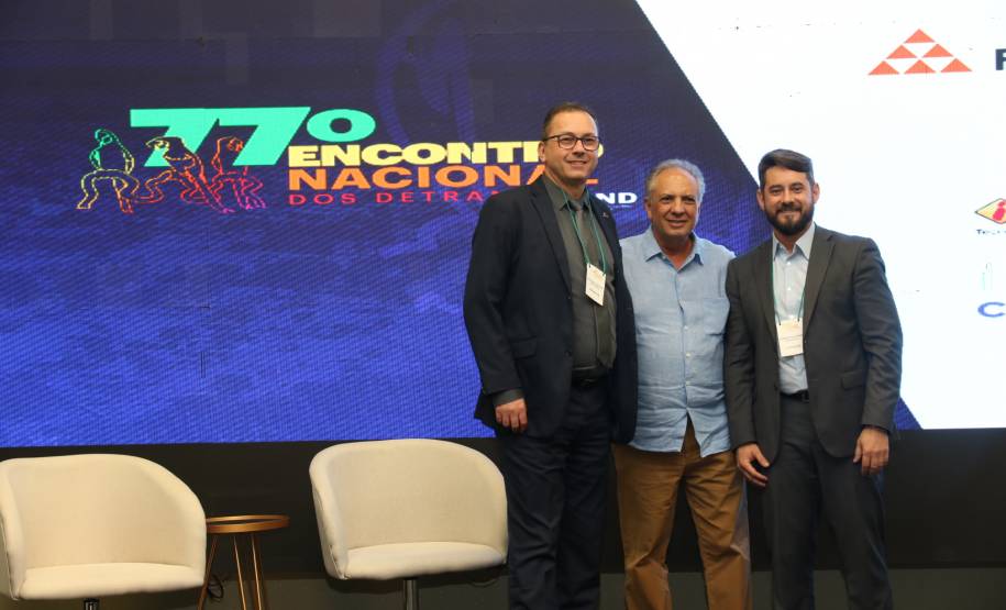 Servidores do Detran-PR participaram do 77º Encontro Nacional dos Detrans