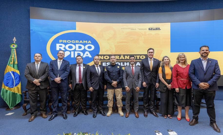 Abertura do Programa Rodovida reúne órgãos e entidades do Sistema Nacional de Trânsito para tornar estradas mais seguras durante os feriados de final de ano.
