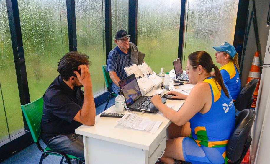 Detran-PR realiza mais de 11 mil atendimentos na primeira semana do Verão Maior Paraná Foto: Detran-Pr Detran-PR realiza mais de 11 mil atendimentos na primeira semana do Verão Maior Paraná Foto: Detran-Pr Detran-PR realiza mais de 11 mil atendimentos na primeira semana do Verão Maior Paraná Foto: Detran-Pr Detran-PR realiza mais de 11 mil atendimentos na primeira semana do Verão Maior Paraná