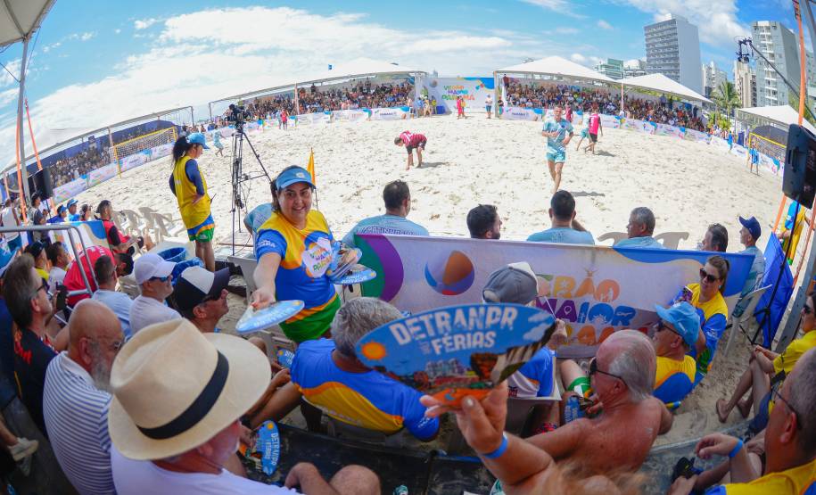 Detran-PR realiza mais de 11 mil atendimentos na primeira semana do Verão Maior Paraná Foto: Detran-Pr Detran-PR realiza mais de 11 mil atendimentos na primeira semana do Verão Maior Paraná Foto: Detran-Pr Detran-PR realiza mais de 11 mil atendimentos na primeira semana do Verão Maior Paraná Foto: Detran-Pr Detran-PR realiza mais de 11 mil atendimentos na primeira semana do Verão Maior Paraná