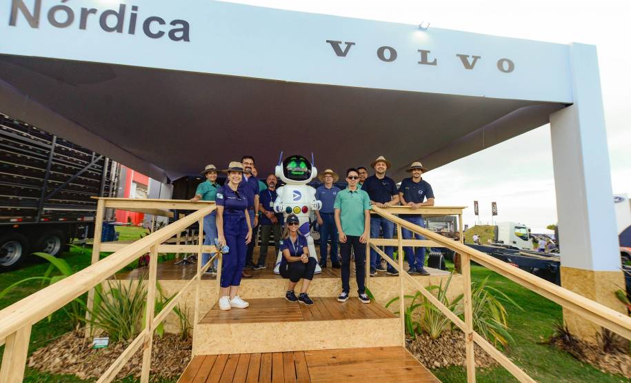 “Agência Rural” do Detran-PR realiza centenas de atendimentos aos visitantes do Show Rural em Cascavel