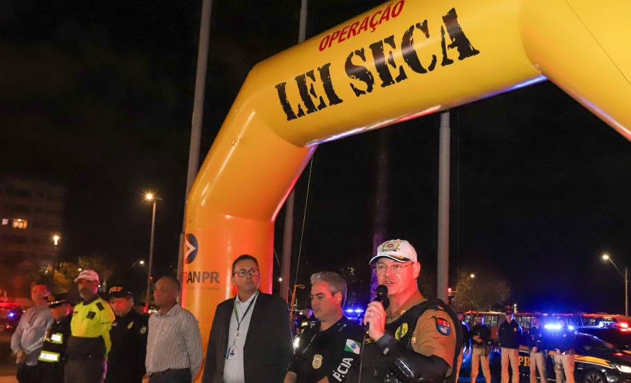 Operação marca a adesão do Paraná ao calendário nacional da Lei Seca no trânsito.
