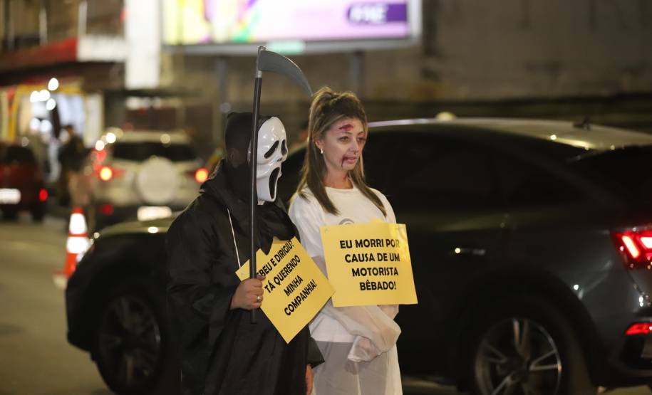 Operação marca a adesão do Paraná ao calendário nacional da Lei Seca no trânsito.