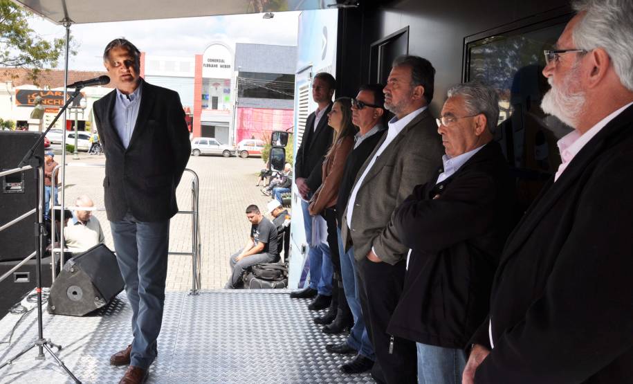 Com o tema “Álcool, outras drogas e a segurança no trânsito: efeitos, responsabilidades e escolhas” as ações incluíram blitz educativas, palestras em escolas, serviços do Detran Móvel e a entrega de um terminal de autoatendimento para a Ciretran da cidade.