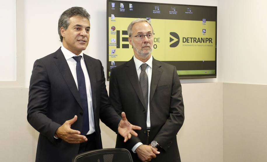 O governador Beto Richa entrega nesta terça-feira (21), em Curitiba, 384 bafômetros para uso em blitz de trânsito realizadas pela Polícia Militar do Paraná