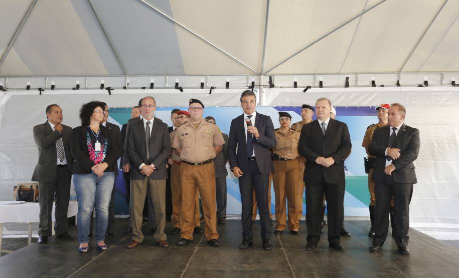 O governador Beto Richa entrega nesta terça-feira (21), em Curitiba, 384 bafômetros para uso em blitz de trânsito realizadas pela Polícia Militar do Paraná