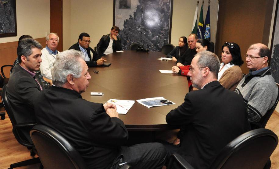 A partir desta segunda-feira (30), os veículos de transporte escolar de São José dos Pinhais passarão por uma única vistoria para receber a autorização para circular.