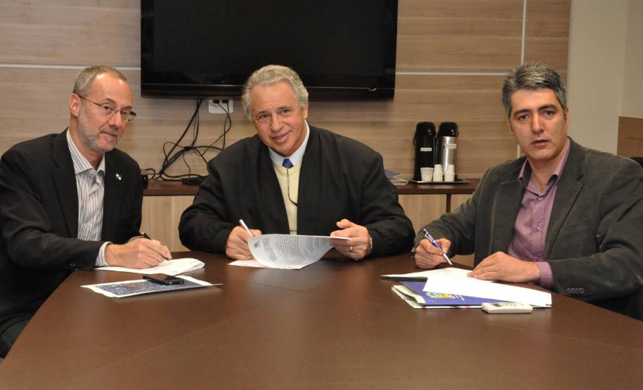 A partir desta segunda-feira (30), os veículos de transporte escolar de São José dos Pinhais passarão por uma única vistoria para receber a autorização para circular.