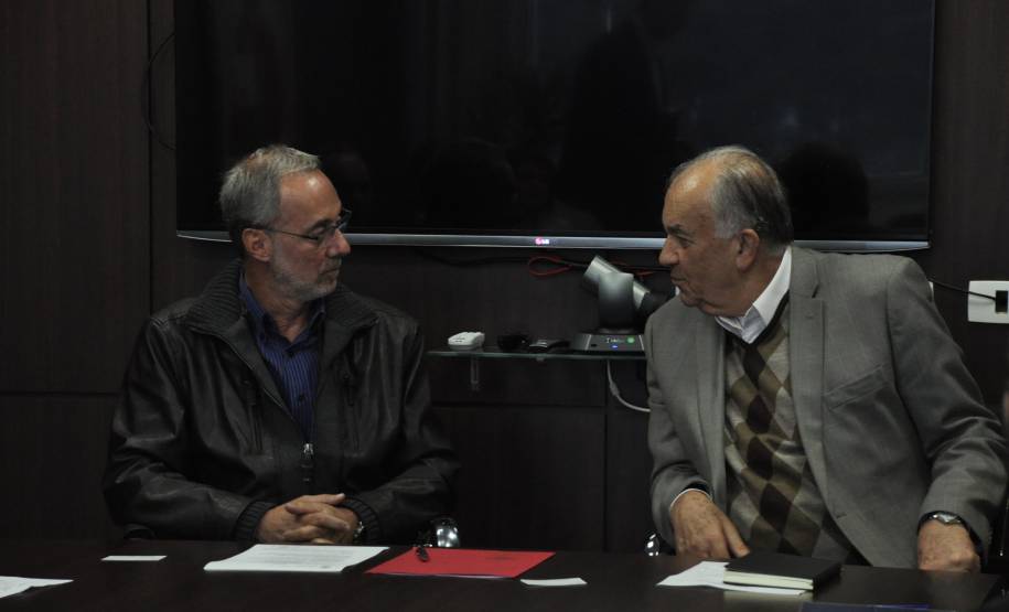 O Departamento de Trânsito do Paraná (Detran) e a Pontifícia Universidade Católica (PUC) oferecem a partir de junho o curso de especialização em Gestão da Mobilidade Urbana e Saúde Pública. Com conteúdo interdisciplinar, as aulas são voltadas para profissionais graduados em todas as áreas e com interesse no tema trânsito.