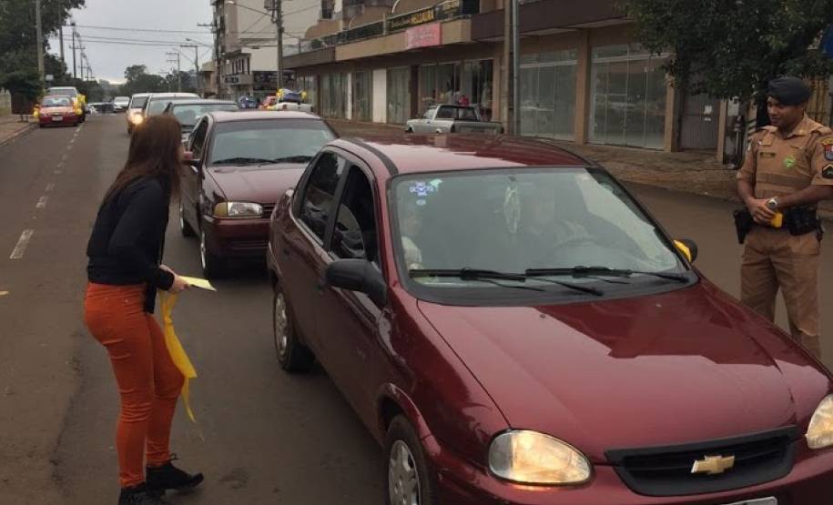 Durante todo o mês, o Departamento de Trânsito do Paraná (Detran) intensificou as ações educativas no Estado. Ao longo do Maio Amarelo, foram realizadas blitzs educativas, palestras, passeatas e até simulações de acidentes em empresas e escolas.