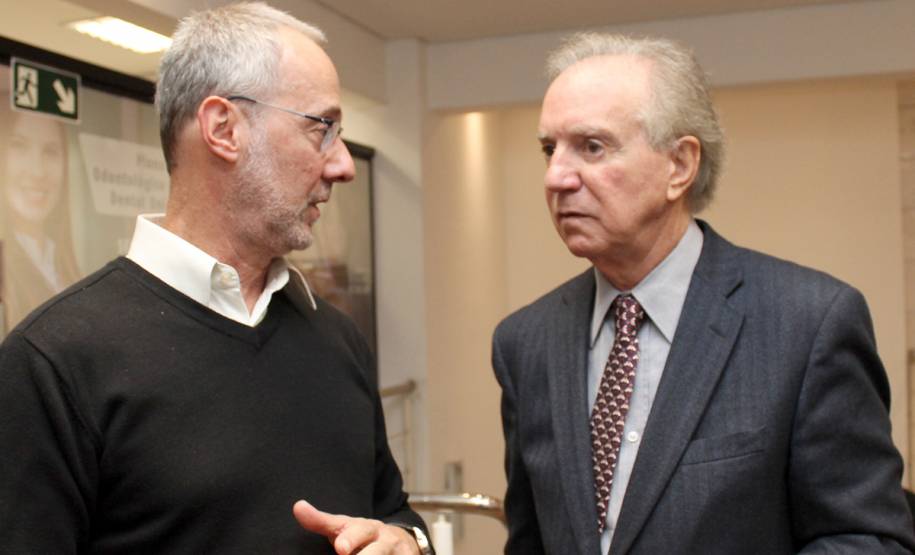 Detran inaugura Totem na Associação Comercial do Paraná