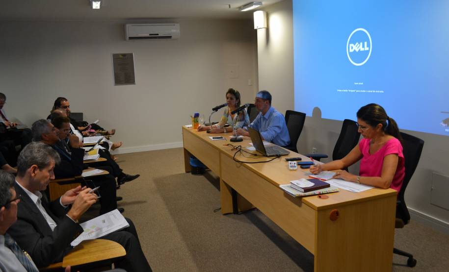 O Paraná vai integrar um grupo de trabalho para discutir o Sistema Nacional de Gravame, usado para comunicação eletrônica entre os Departamentos Estaduais de Trânsito, bancos, financeiras e administradoras de consórcios de veículos.