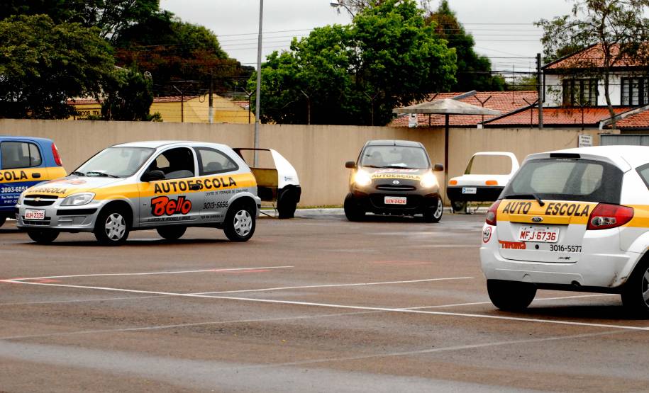 O Departamento de Trânsito do Paraná (Detran) vai aumentar em 25% o número de exames práticos de direção neste fim de ano em Curitiba.
