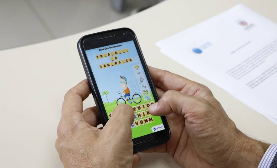 Jogos desenvolvidos pela Celepar proporcionam educação e conscientização no trânsito. Foto:Walter Martins