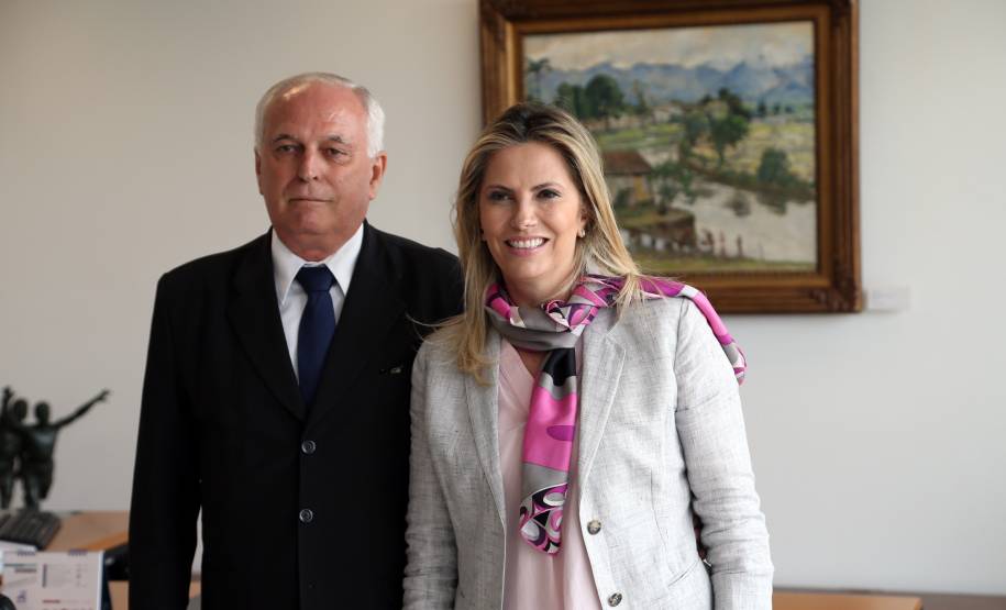 Governadora Cida Borghetti assina convênios com o Detra-PR para parcelamento de dívidas no cartão de crédito  -   Curitiba, 05/11/2018  -  Foto: Orlando Kissner/ANPr