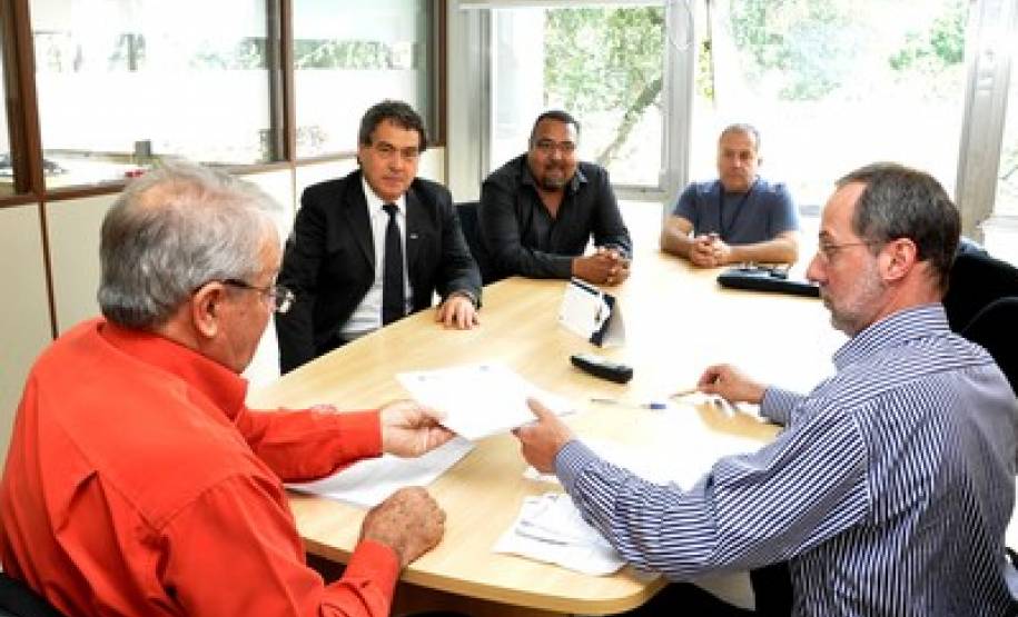 O uso de procurações para transferência e serviços de documentação de veículos será limitado pelo Departamento de Trânsito do Paraná (Detran). A medida deve garantir mais segurança aos usuários.