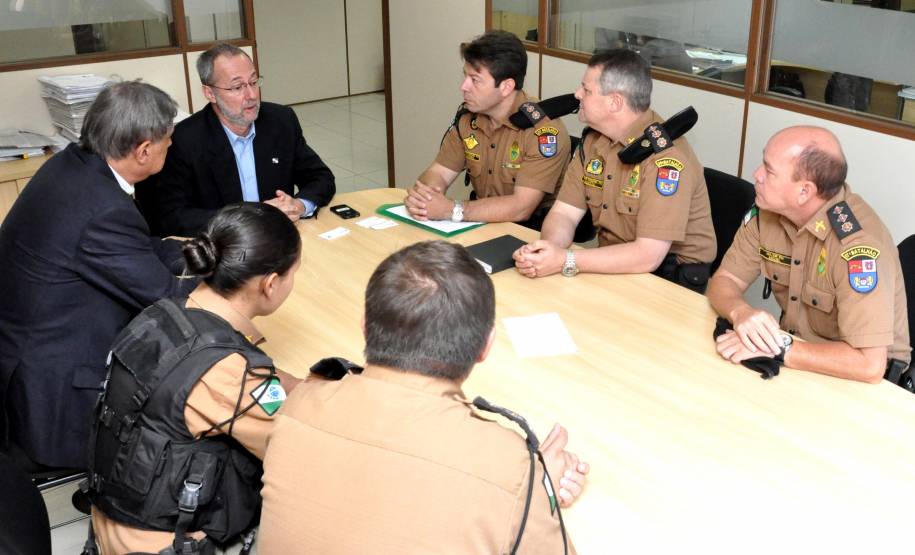 Os equipamentos, que antes eram usados pelos servidores do Detran, agora serão usados pelos policiais em serviços ligados ao controle e fiscalização de veículos e motoristas.