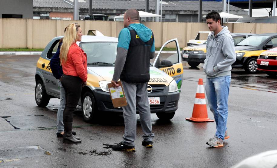 O Departamento de Trânsito do Paraná bateu recorde no número de exames práticos realizados entre novembro e dezembro, em Curitiba.