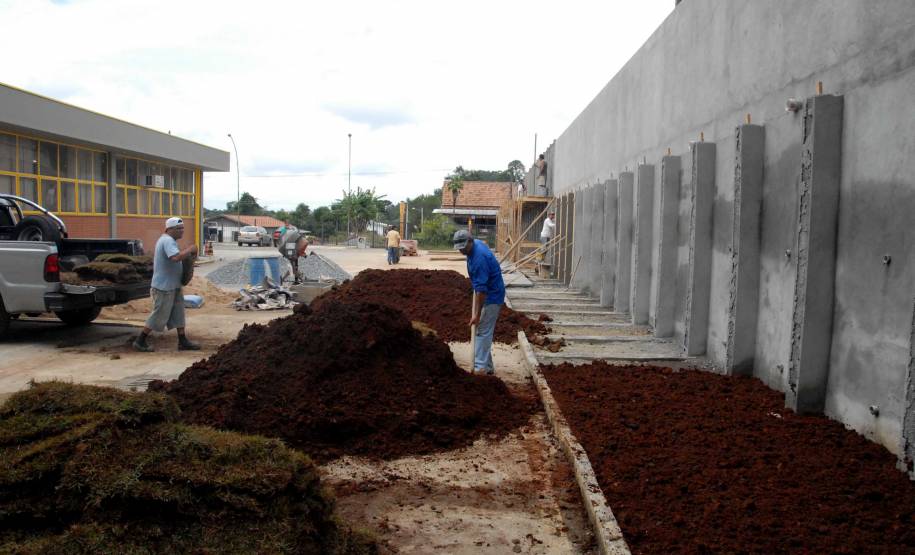 As unidades de atendimento que estiverem deterioradas, devido à falta de manutenção, serão reformadas e adequadas às exigências de acessibilidade até o fim de 2014.