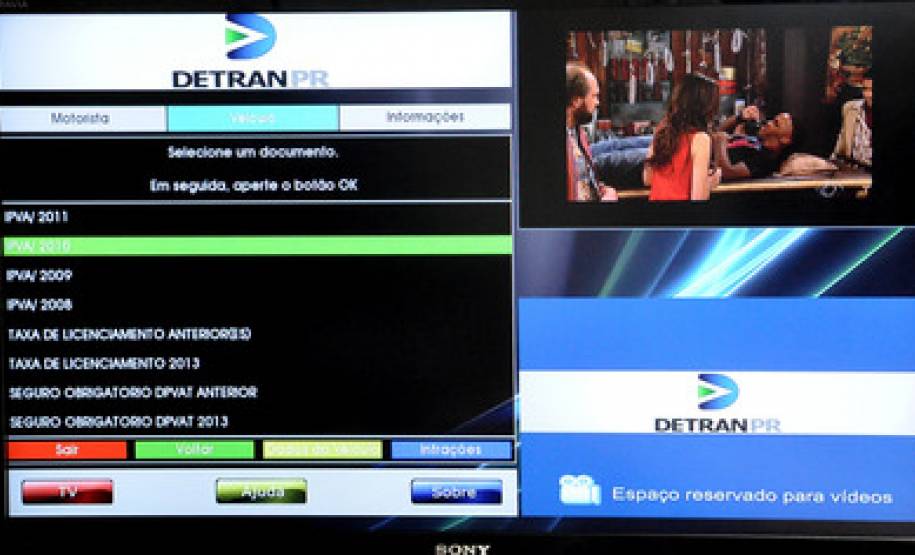 Os números, contabilizados até novembro, incluem processos realizados pelo site e pela plataforma móvel do Detran Fácil. Departamento de Trânsito do Paraná oferece ainda serviços em terminais de autoatendimento e pela TV Digital.
