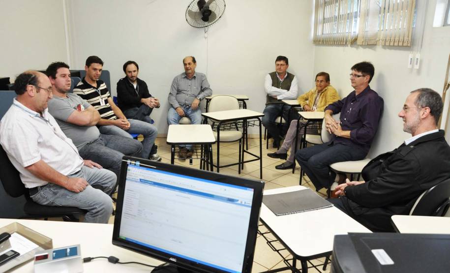 O diretor-geral do Detran, Marcos Traad, visitou nesta semana oito Ciretrans da região Sudoeste do Estado.