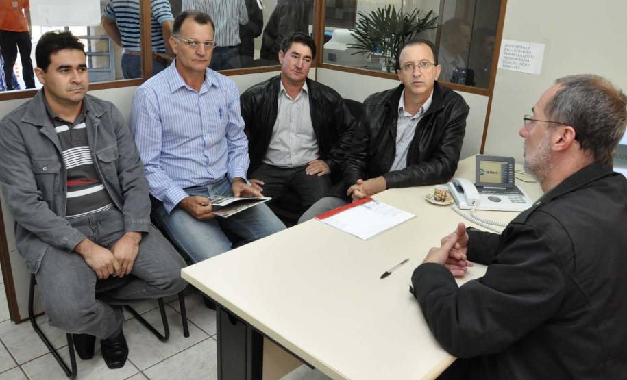 O diretor-geral do Detran, Marcos Traad, visitou nesta semana oito Ciretrans da região Sudoeste do Estado.