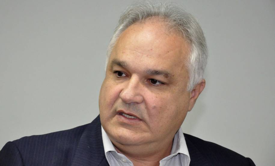 Representantes do Detran e da Afaplacas se reuniram nesta segunda-feira (24) para debater os avanços e as fragilidades da plataforma conjunta, lançada em junho de 2013 e que passa por um processo de aprimoramento.Na foto, o presidente da Afaplacas, Juarez Borges Júnior. Foto: Paulo Rosa/Detran