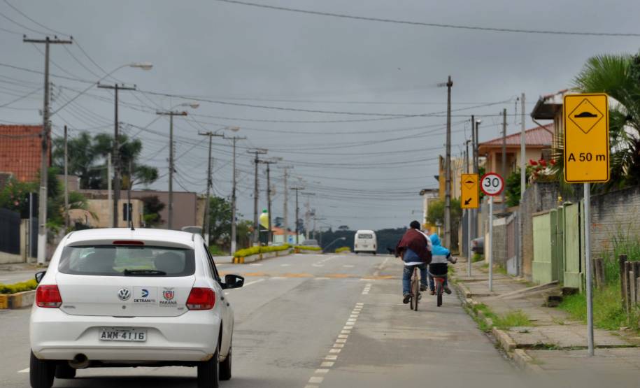 LAPA, 03/04/2014 O Departamento de Trânsito do Paraná (Detran) concluiu nesta semana o programa de sinalização viária nas cidades de Matinhos, Lapa, Rio Negro e Agudos do Sul.  Foto: Paulo Rosa/Detran