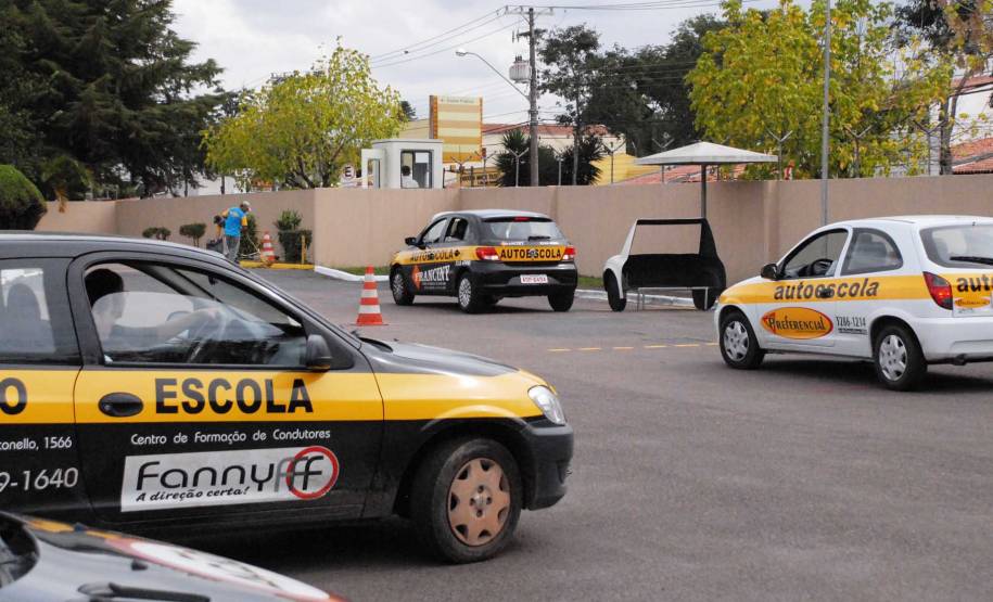 Paraná registrou 39 mil novos motoristas em 2014