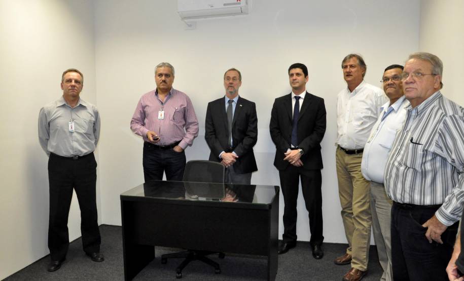 O diretor-geral do Departamento de Trânsito do Paraná, Marcos Traad, recebeu na tarde de quarta-feira (21), em Curitiba, o diretor do Detran da Paraíba, Rodrigo Augusto de Carvalho Costa.