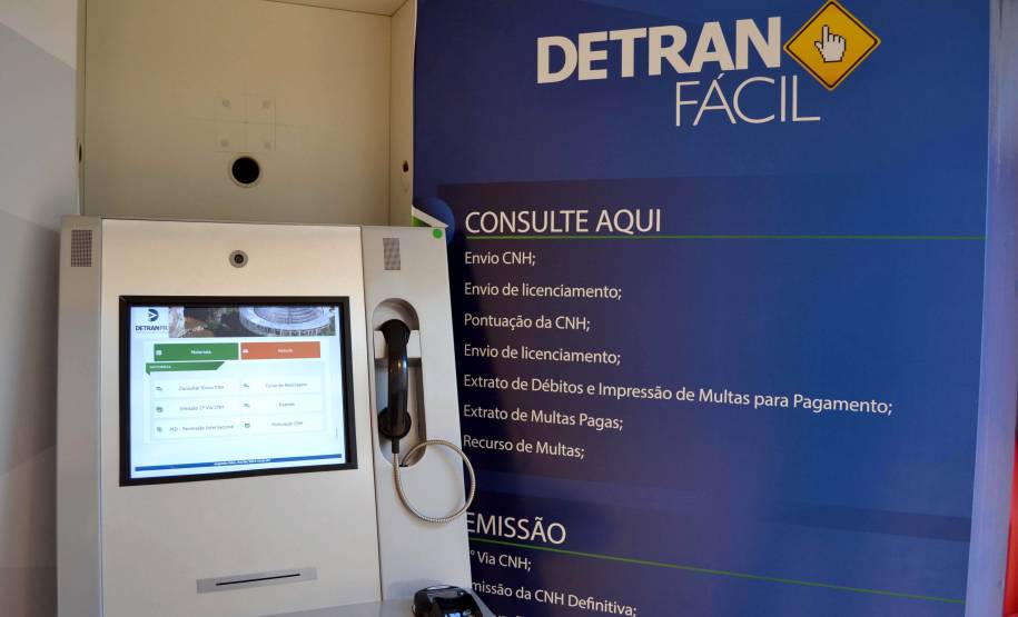 Começa a funcionar nesta segunda-feira (02) um novo terminal de autoatendimento do Departamento de Trânsito do Paraná (Detran) no Shopping Pátio Batel, em Curitiba. Foto: Assessoria de Comunicação/Pátio Batel